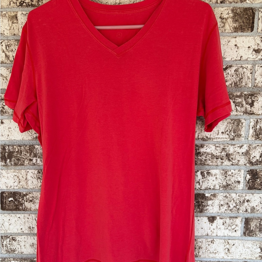 lululemon athletica Vibrant Red Short Sleeve Tee